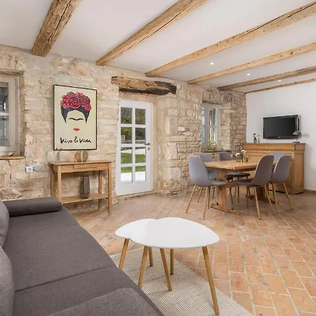 בית נופש Natura Srbinjak